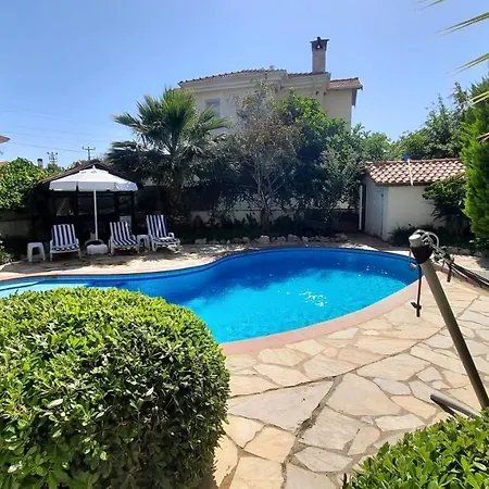 Villa Utopia *
